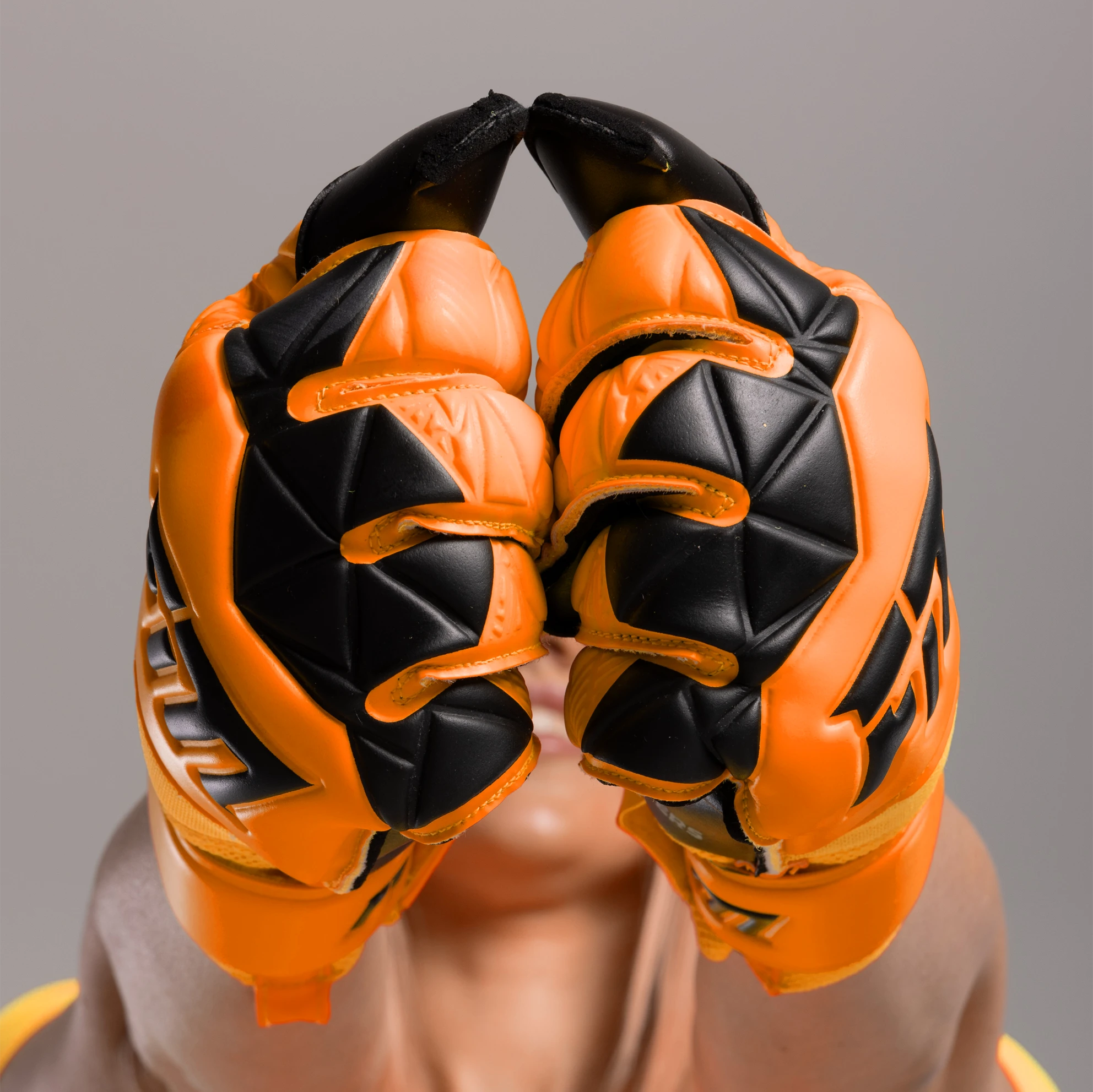 Invictus X ORANGE FLUO 3/9