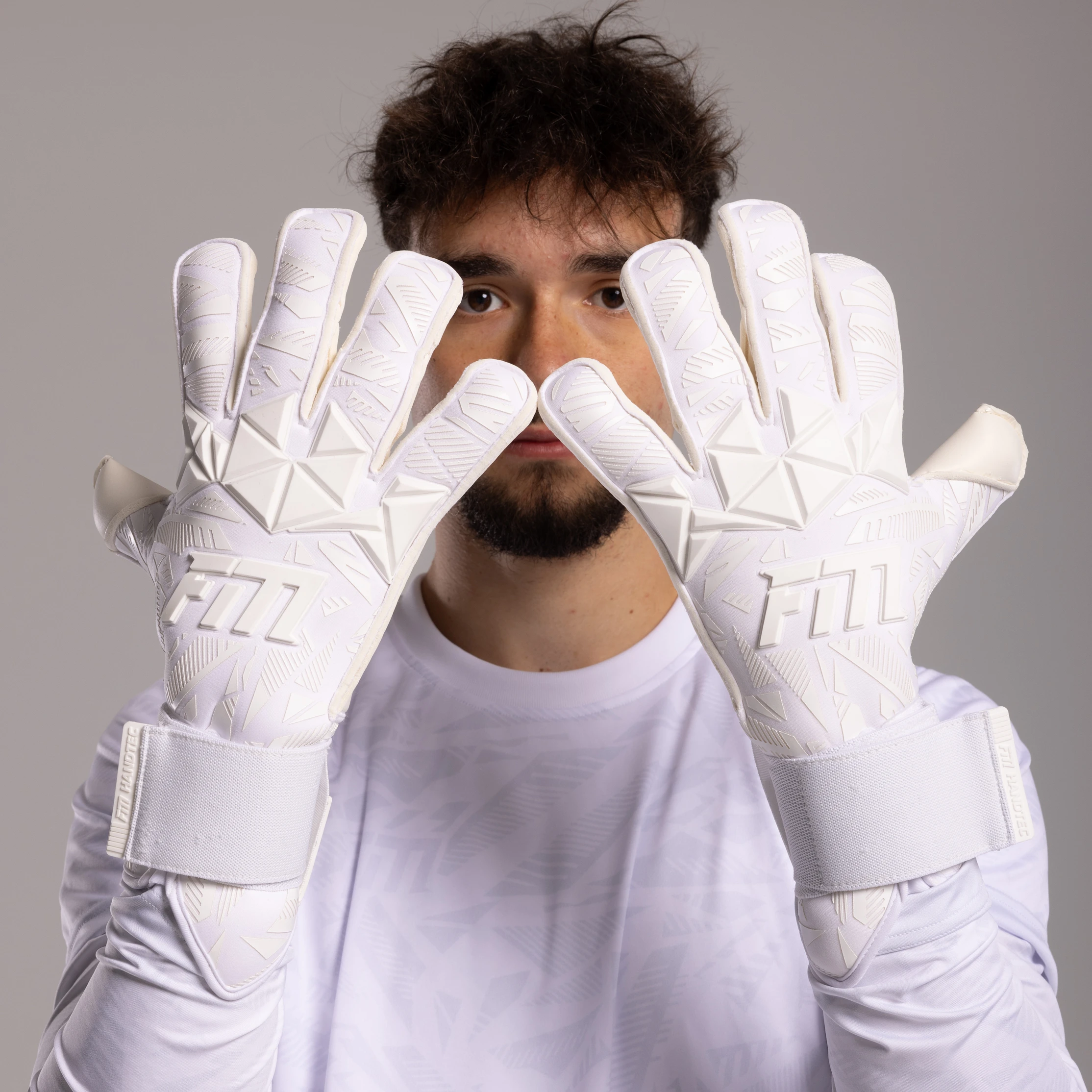 Invictus X PRO ALL WHITE 2/9