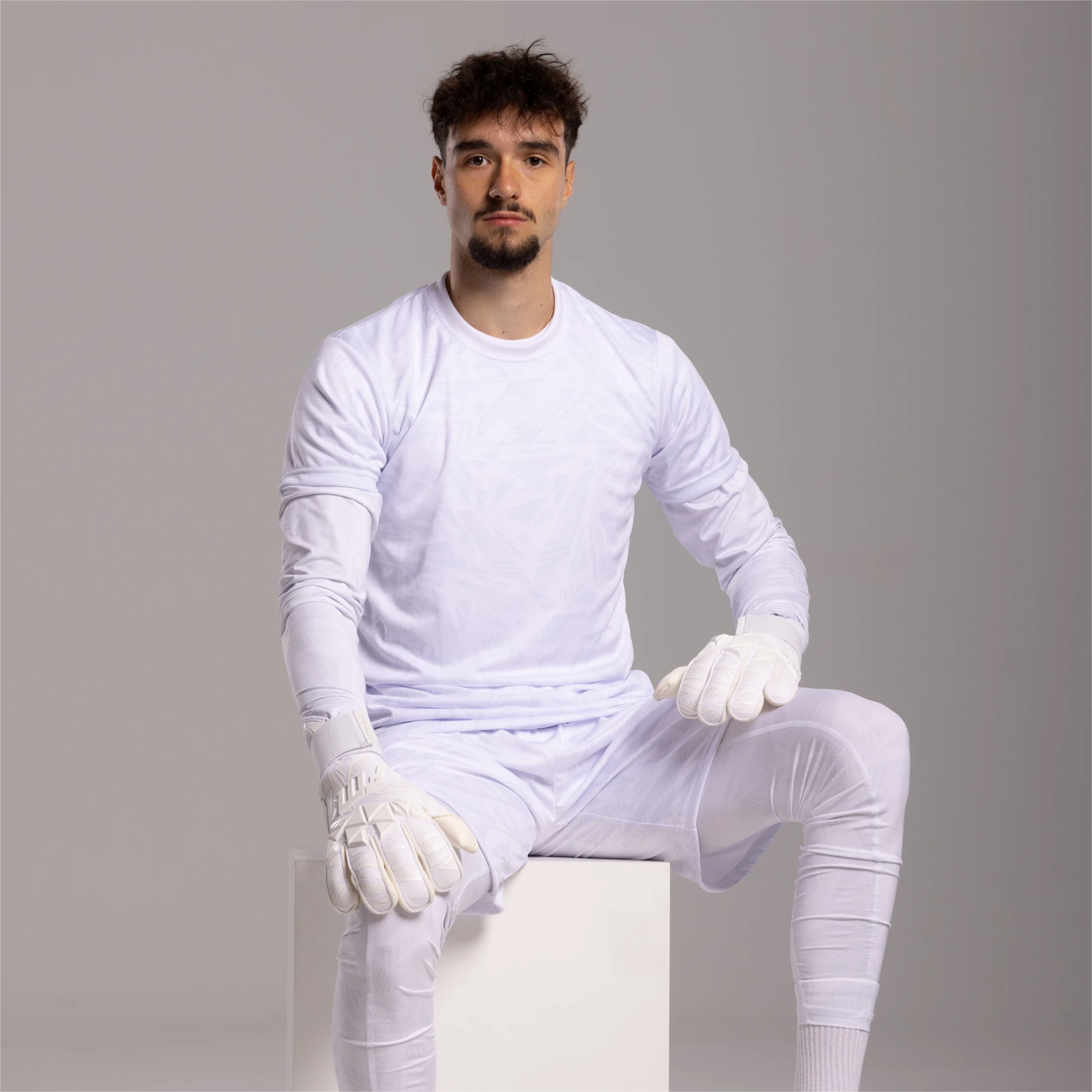 Invictus X PRO ALL WHITE 9/9