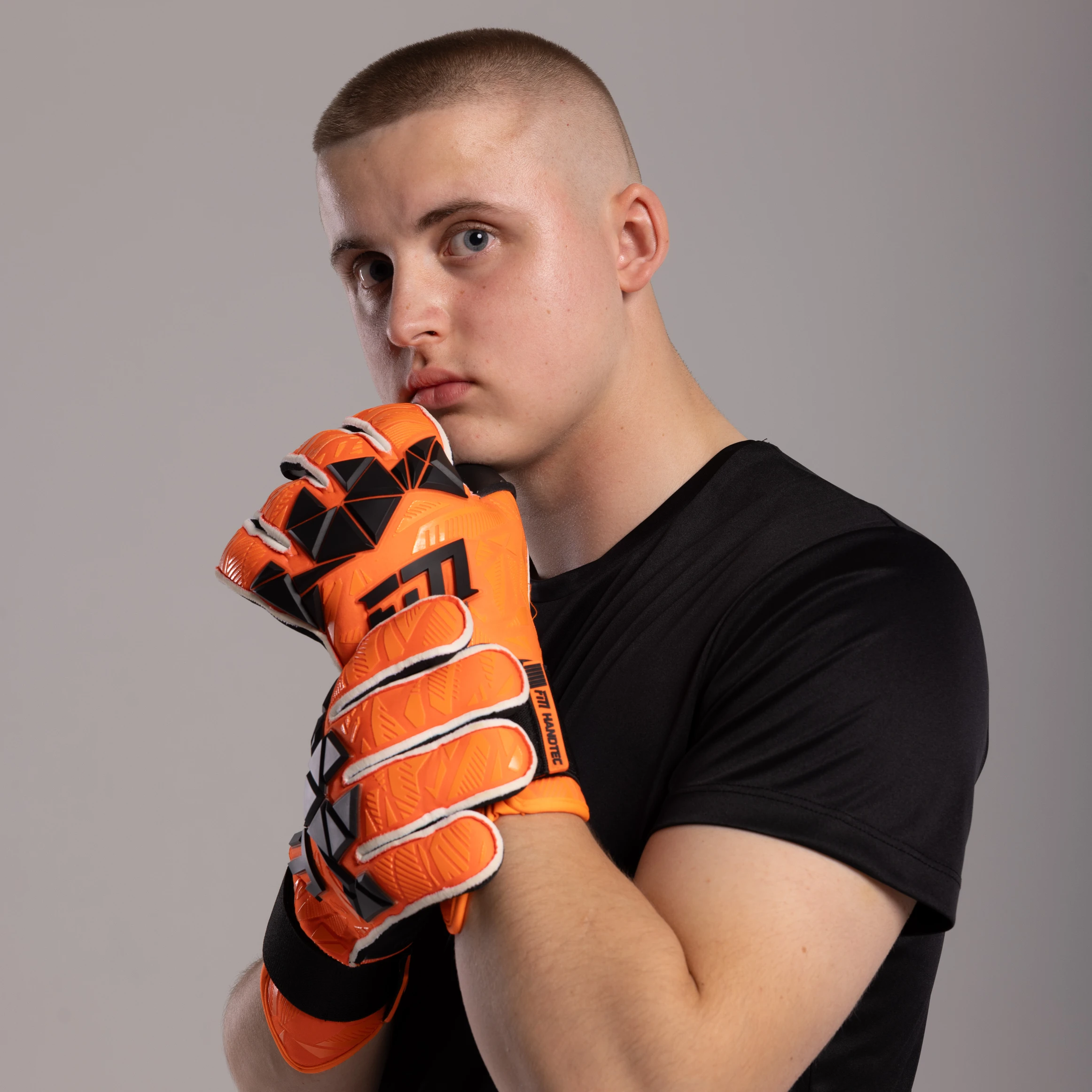 Invictus X PRO ORANGE FLUO 9/9