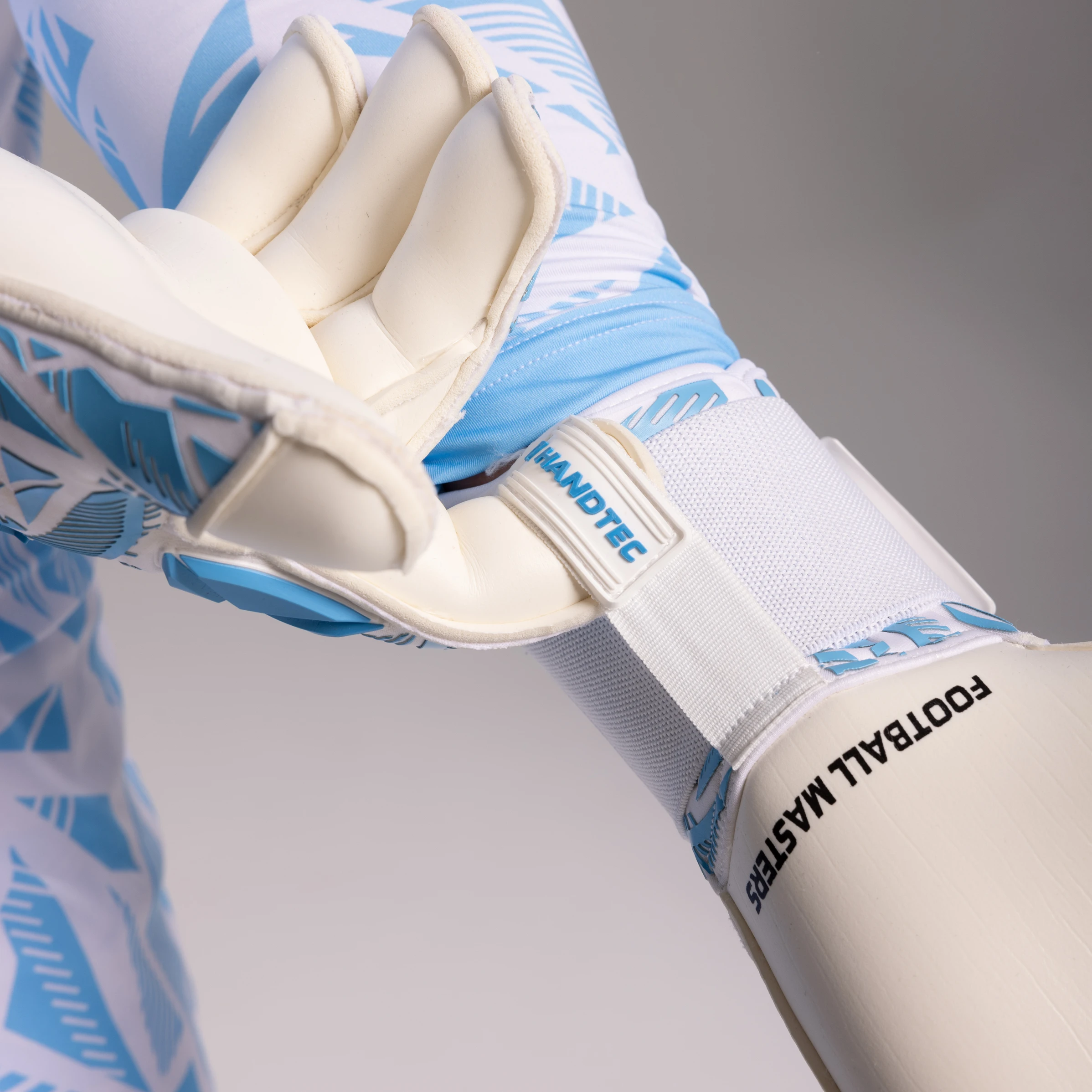 Invictus X PRO WHITE BLUE 5/9