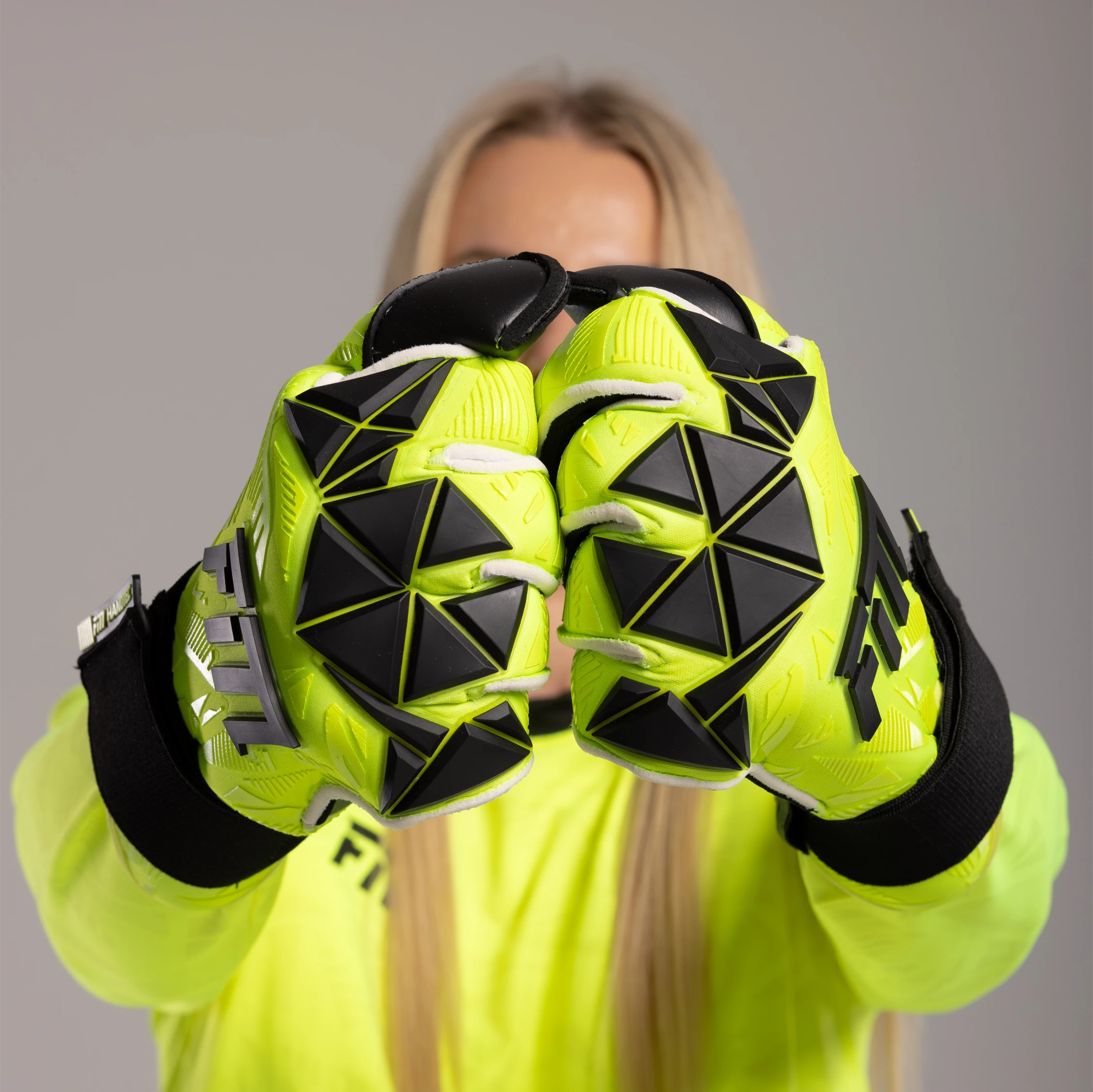 Invictus X PRO YELLOW FLUO 2/9