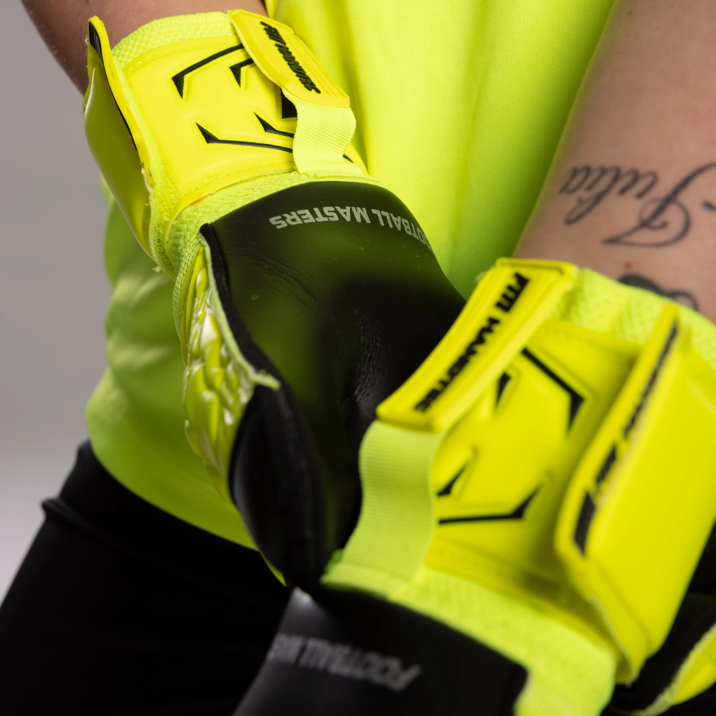 Invictus X YELLOW FLUO 9/9
